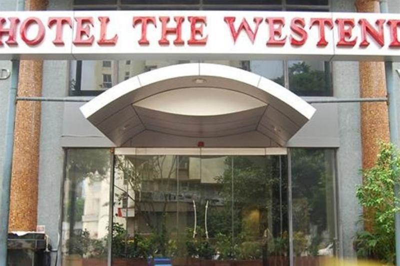 Hotel The Westend Ahmedabad Exterior photo